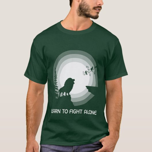 Learn to Fight Alone – Lion Under Moonlight Tシャツ (正面)