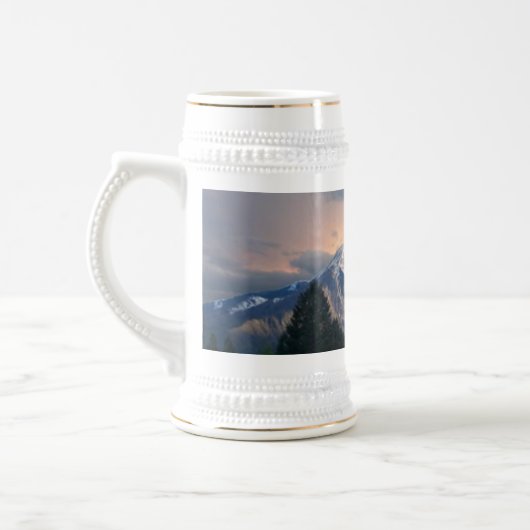 "LeavenworthのWa山"ビールステイン ビールジョッキ (左)