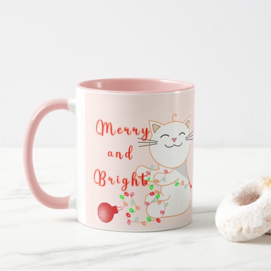 LEDライトで遊ぶハッピー猫 | かわいいクリスマス マグカップ (ドーナツ)