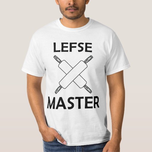 Lefse Master Crossed Rolling Pin Funny Norwegian F Tシャツ (正面)