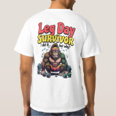 Leg Day Survivor Exhausted Gorilla Gym Tシャツ (裏面)