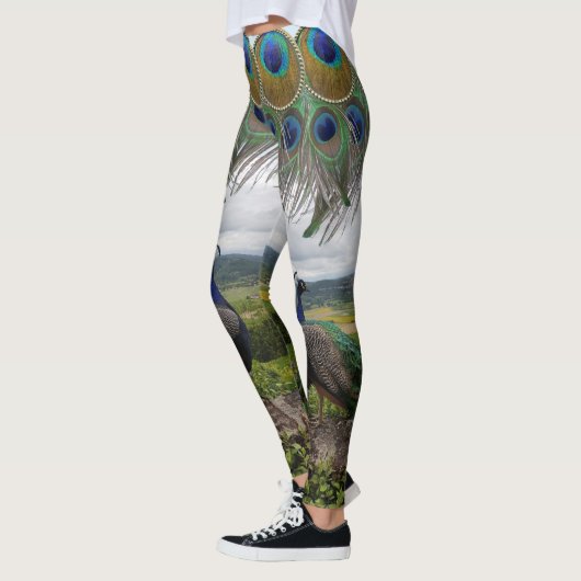 legging peacock レギンス (左)