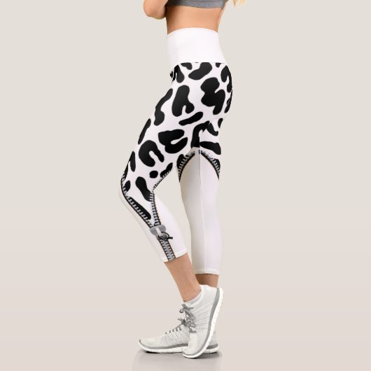Leggings Capri  de leopardo en blanco y negro カプリレギンス (左)