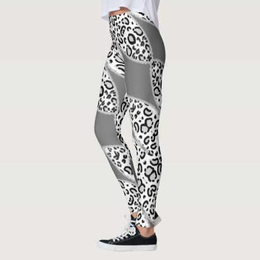 Leggings leopardo en gris con blanco. レギンス (左)