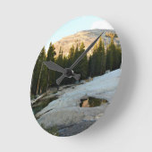 Lembert Dome in Tuolumne Meadows, Yosemite, CA ラウンド壁時計 (傾斜)