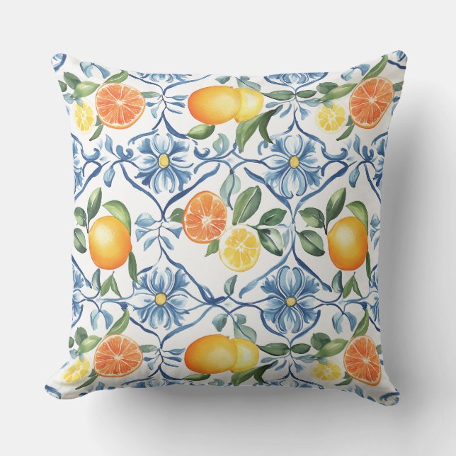 Lemon and Orange Mediterranean Throw Pillow アウトドアクッション (正面)
