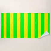 Lemon Yellow and Lime Green Stripes  ビーチタオル (正面)