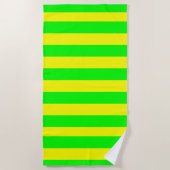 Lemon Yellow and Lime Green Stripes  ビーチタオル (正面)