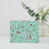 Lemur love mint leaves ポストカード (スタンド正面)