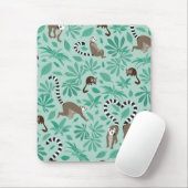 Lemur love mint leaves マウスパッド (マウス)