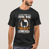 Leonberger And Wine Tシャツ (正面)