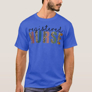 LeopardナースRN LPN(登録ナースT型保育園) Tシャツ