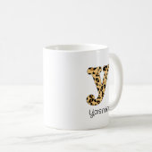 Leopardプリントイニシャルy小文字と名前 コーヒーマグカップ (正面右)