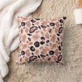 Leopardプリント、シームレス、ベージュの背景。 クッション (ブランケット)