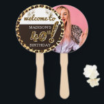 Leopard Balloon 40th Birthday Photo パーソナライズされた ハンドファン<br><div class="desc">Leopard Foilバルーンスクリプトモダン誕生日デザイン。Leopard Foilバルーンアダルト誕生日コレクションにマッチ商品がある。写真：Freepikのharitanita ()</div>