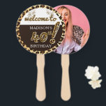 Leopard Balloon 40th Birthday Photo パーソナライズされた ハンドファン<br><div class="desc">Leopard Foilバルーンスクリプトモダン誕生日デザイン。Leopard Foilバルーンアダルト誕生日コレクションにマッチ商品がある。写真：Freepikのharitanita ()</div>