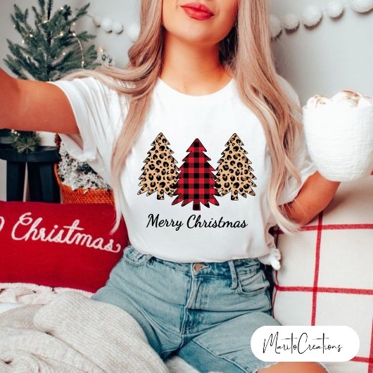 Leopard Christmas, Christmas family, Leopard Print Tシャツ