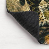 Leopard Crossing a Streamの写真 マウスパッド (コーナー)