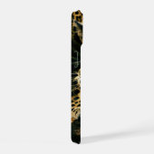Leopard Crossing a Stream iPhone 15ケース (右側面)
