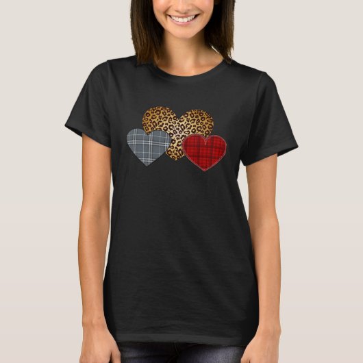 Leopard Heart Buffalo Red Black Plaid Heart Valent Tシャツ (正面)