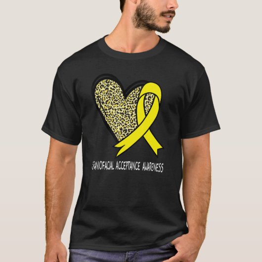 Leopard Heart Craniofacial Acceptance Awareness Ye Tシャツ (正面)