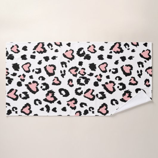 Leopard or jaguar seamless pattern, textured fashi バスタオル (バスタオル)