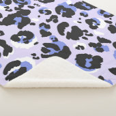 Leopard pattern seamless. Purple leo skin texture. シェルパブランケット (3/4)