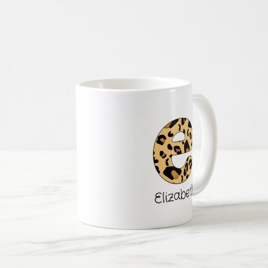 Leopard Printイニシャルe小文字と名前 コーヒーマグカップ (正面右)