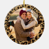 Leopard Print私たちの初めてのクリスマスカスタム写真 セラミックオーナメント (裏面)