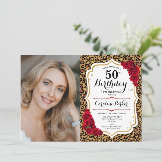 Leopard Print金ゴールド赤い写真50誕生日 招待状 (スタンド正面)