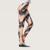 Leopard Print:シームレスなデザイン。 レギンス (右)