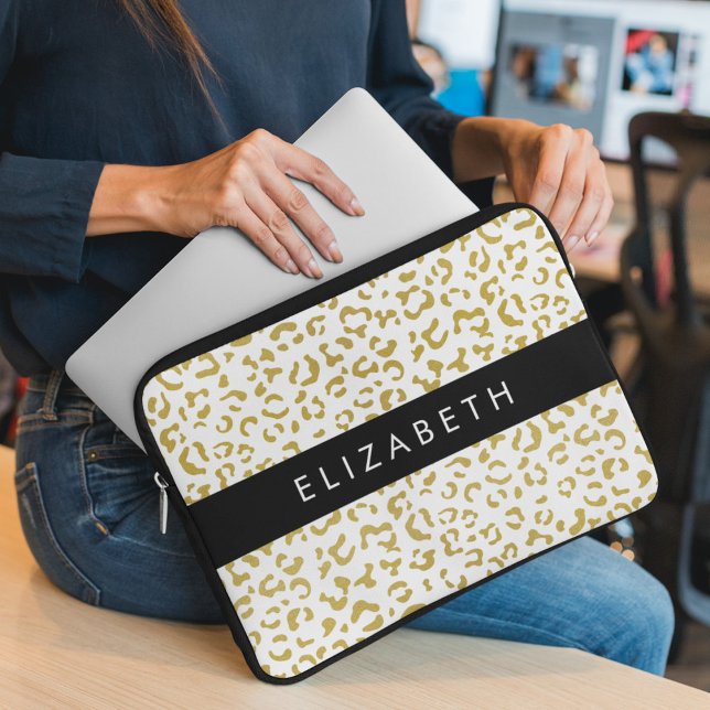 Leopard Print、金ゴールドLeopard、グリッター、名前 ラップトップスリーブ (クリエイターアップロード済み)