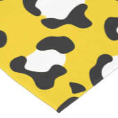 Leopard Print、Leopard Spots、Yellow Leopard ミディアムテーブルランナー (コーナー)