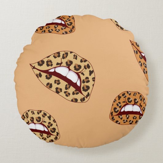 Leopard print lips seamless pattern,cheetah lips d ラウンドクッション (正面)