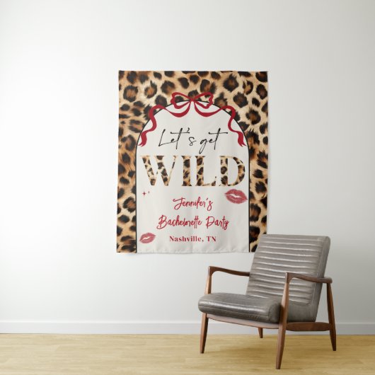 Leopard Wildly in Love Bachelorette Weekend タペストリー (インサイチュ)