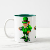LEPRECHAUN氏のマグ ツートーンマグカップ (左)