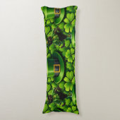 Leprechaun black cat Saint Patrick's Day lumber ボディピロー (正面縦)