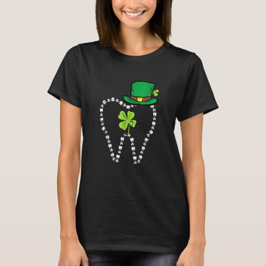 Leprechaun Tooth Shamrock St Patrick Day Dentist D Tシャツ (正面)