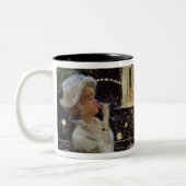 Les Ambassadeurs、c.1882の夕食 ツートーンマグカップ (左)