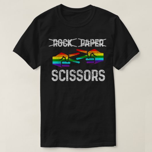 Lesbian Pride Rock Paper Scissors Funny LGBTQ Rain Tシャツ (デザイン正面)