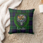 Leslie Scottish Clan Tartan & Crest クッション (ブランケット)