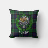 Leslie Scottish Clan Tartan & Crest クッション (正面)