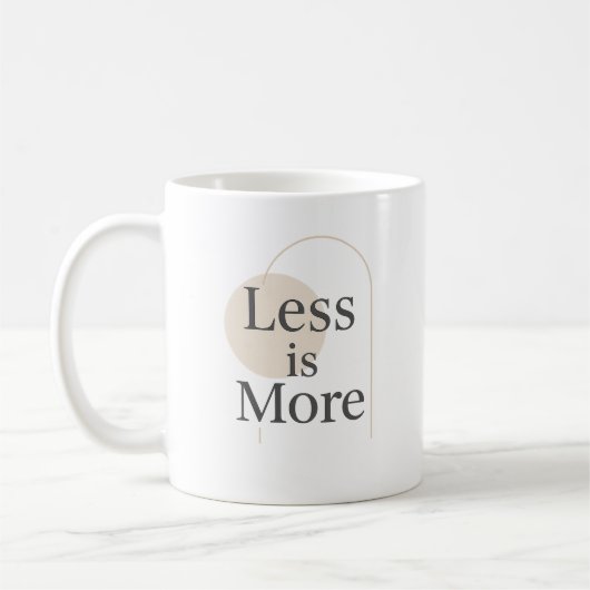 Less Is More – ミニマルモダン引用文デザイン コーヒーマグカップ (左)