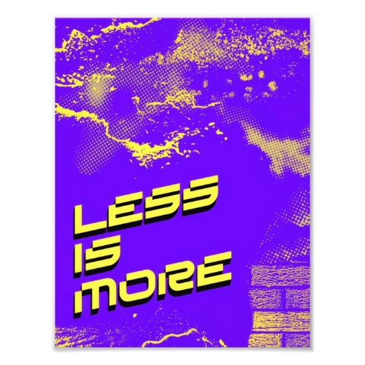 Less Is More – モダンな紫と黄色のミニマリストポスター フォトプリント (正面)