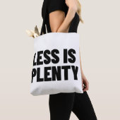 Less Is Plenty Minimalist Streetwear Typography トートバッグ (クローズアップ)