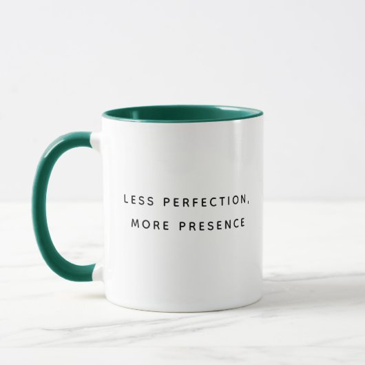 Less Perfection 面白いタイポグラフィー ツートンマグ マグカップ (左)