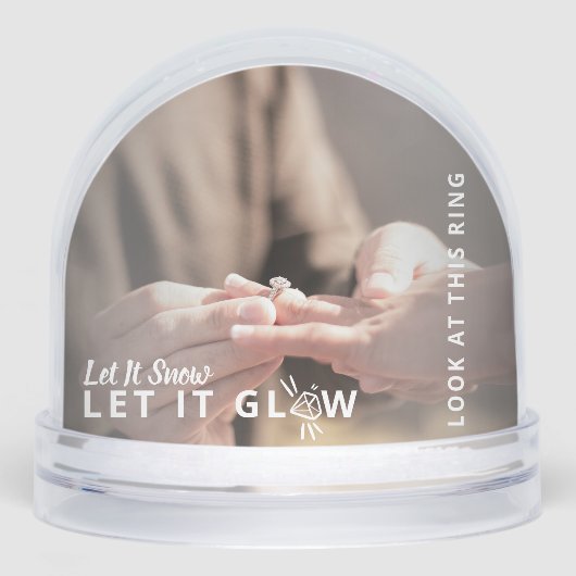 Let It Snow Let It Glow Engagement Picture Winter (正面)