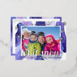 Let It Snow Photo モダン Winter Holiday Water color 箔シーズンポストカード<br><div class="desc">Let It Snow Photo モダン Winter Holiday Water color銀箔クリスマスポストカードはお気に入りの、抽象芸術ブルーと紫と白の水色の背景に銀箔の書道のスクリプトをオーバーレイし、銀の雪片でアクセント付きあなたの写真を特色とする。提供されている文字・ボックスで文字を編集してパーソナライズ。©Evco Studio www.zazzle.com/store/evcostudioによる設計</div>