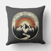 Let’s Get Lost Retro Mountain Adventure Outdoor クッション (裏面)