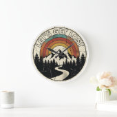 Let’s Get Lost Retro Mountain Adventure Outdoor ラージ壁時計 (ホーム)